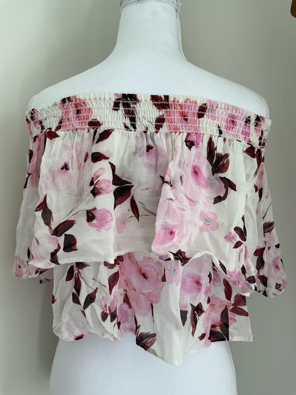Flynn Skye - Athens Off the Shoulder Crop Top - Picture 4 of 8